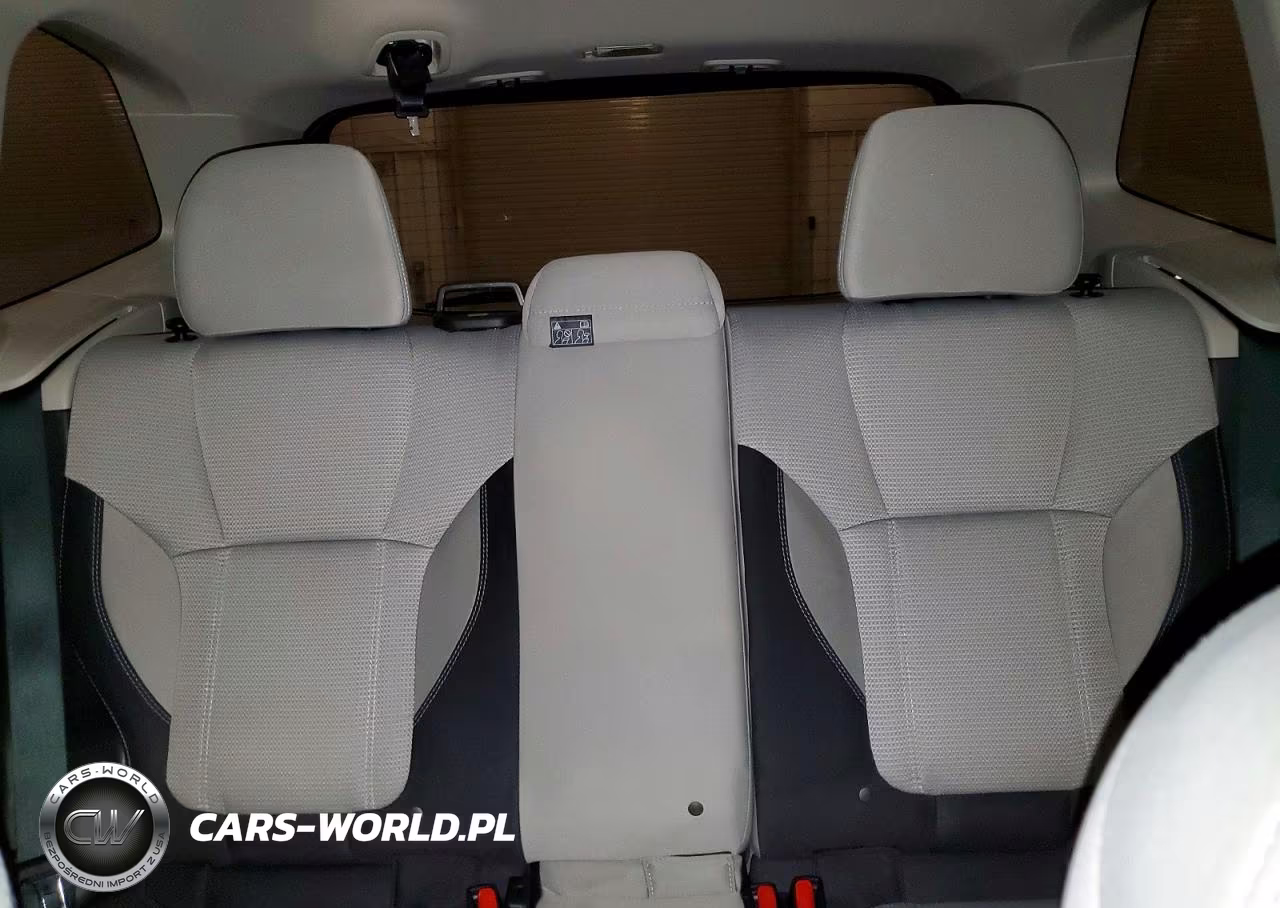 2022 Subaru Forester VIN:JF2SKACC0NH508803 - 10