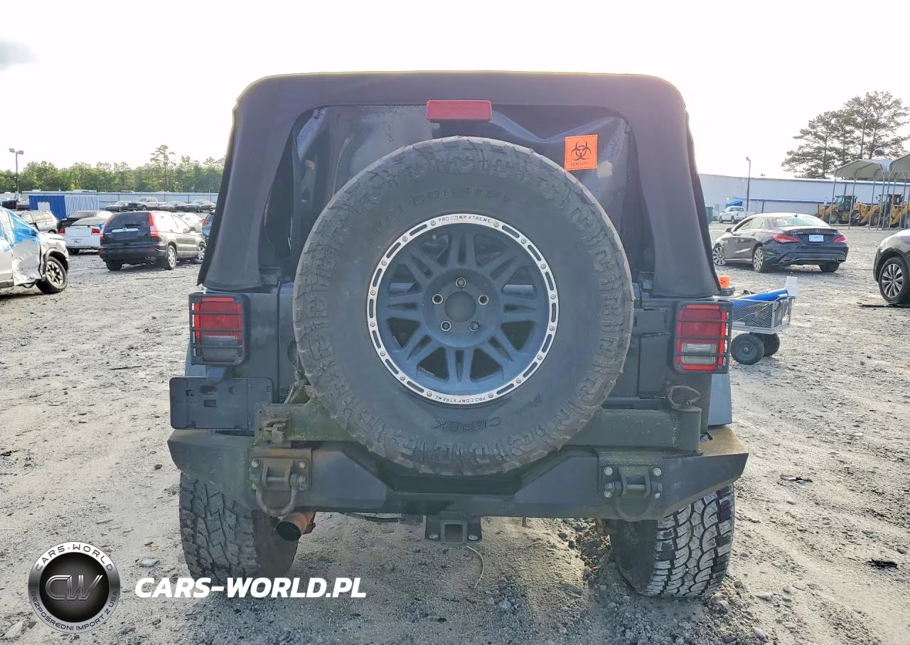 2011 Jeep Wrangler Unlimited Sport VIN:1J4HA3H11BL500680 - 6