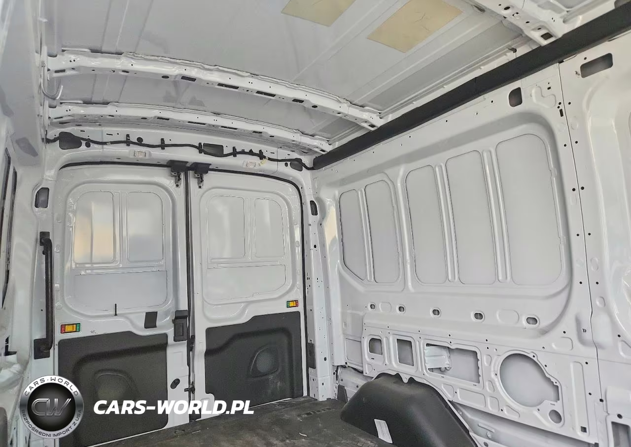2025 Ford Transit 250 Delivery Van VIN:1FTBR2C87SKA32284 - 10