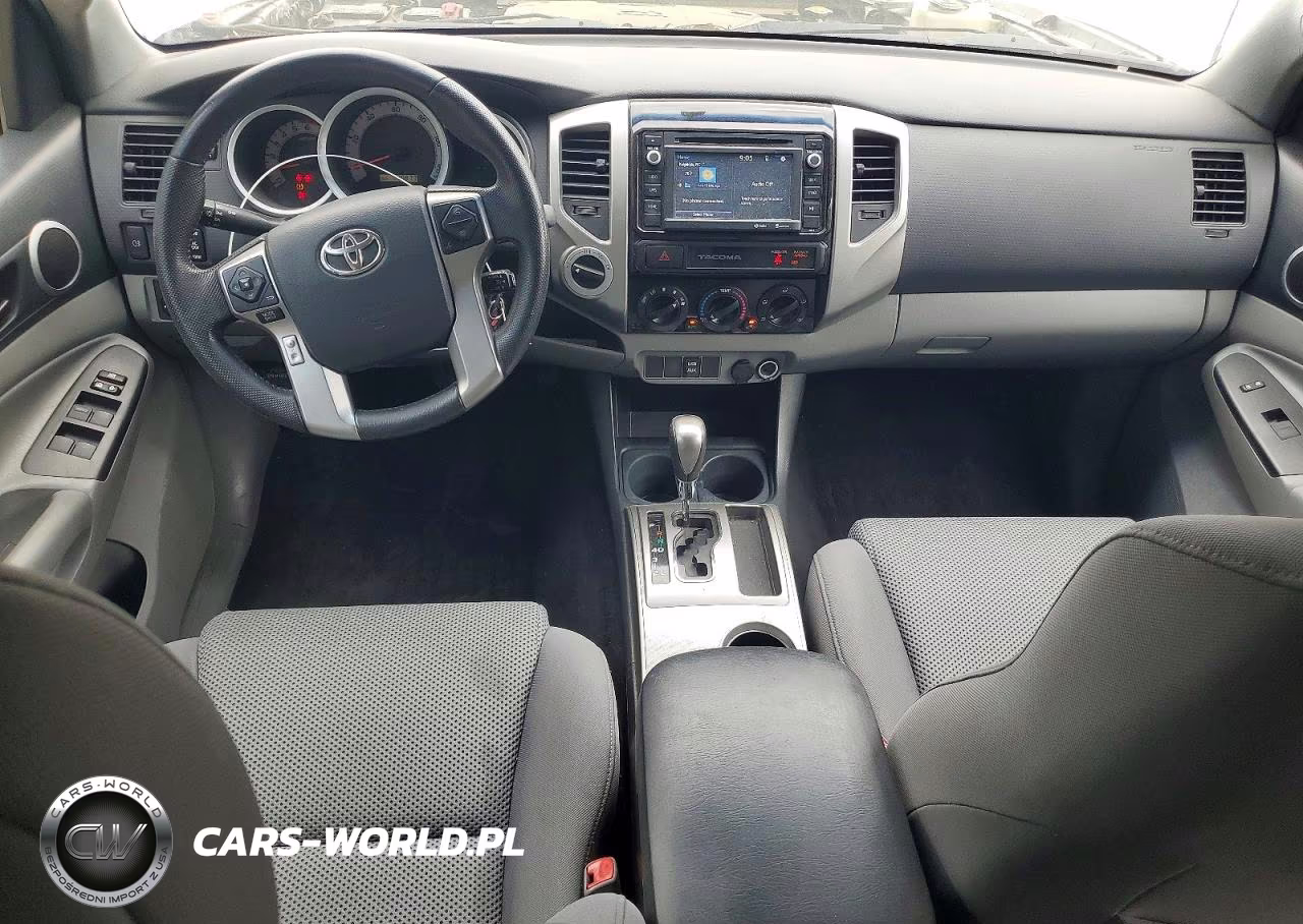 2015 Toyota Tacoma V6 VIN:3TMLU4EN3FM185616 - 8