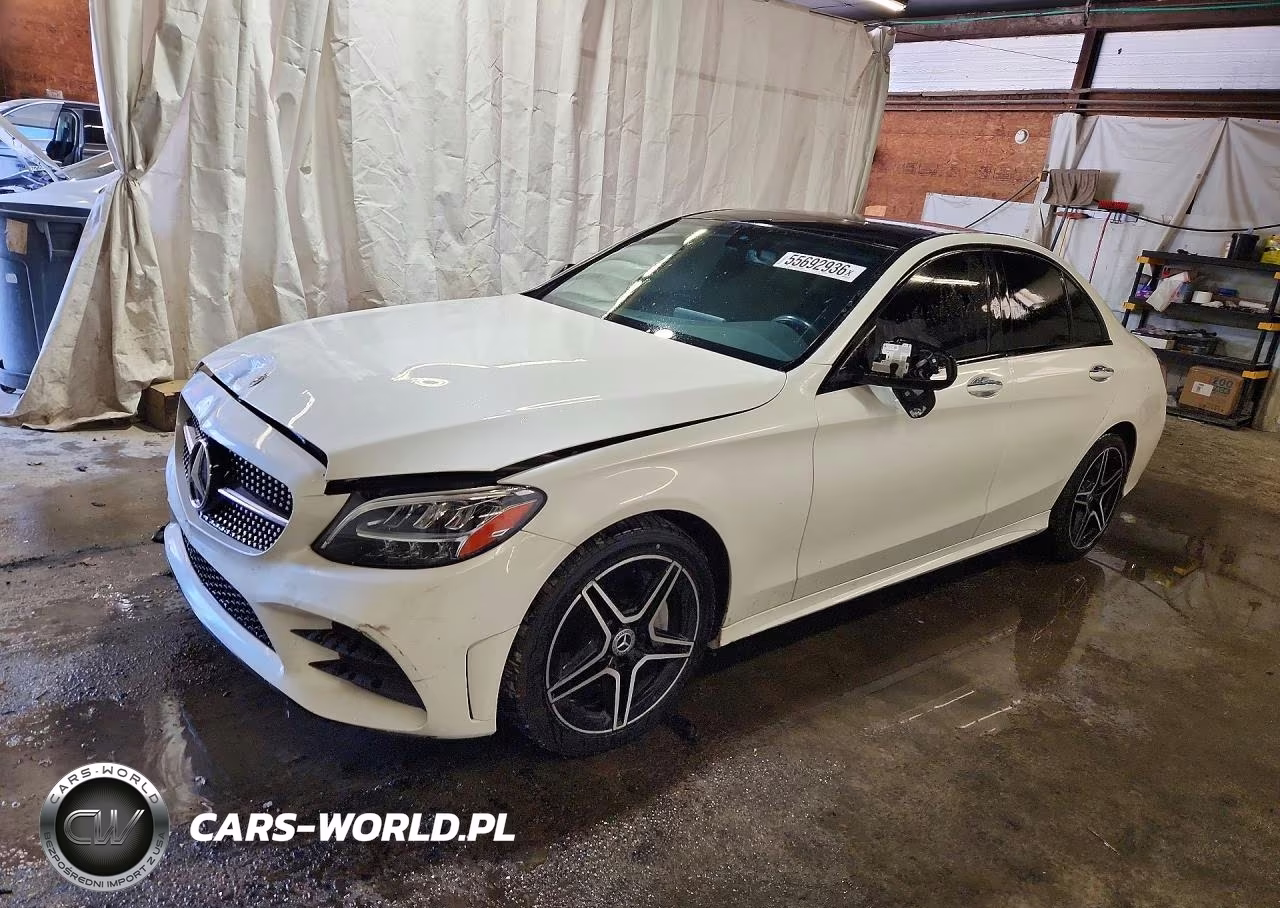 2019 Mercedes-Benz C 300 4Matic – zdjęcie 1 z 12