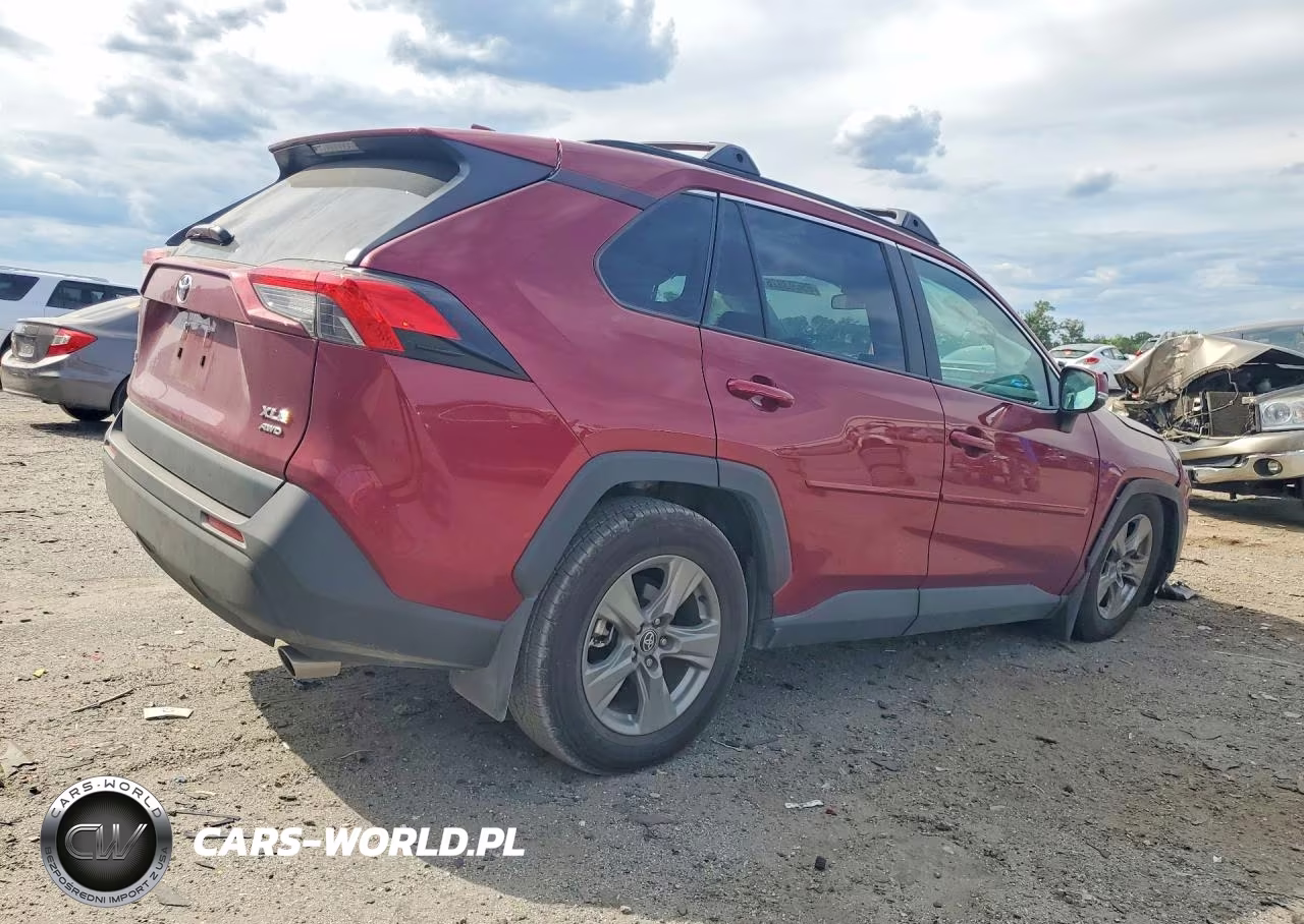 2025 Toyota Rav4 Xle VIN:2T3P1RFV7SW626694 - 3