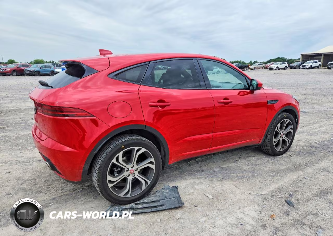 2018 Jaguar E-Pace First Edition VIN:SADFL2FX7J1Z01822 - 3