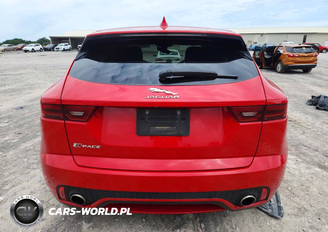 2018 Jaguar E-Pace First Edition VIN:SADFL2FX7J1Z01822 - 6