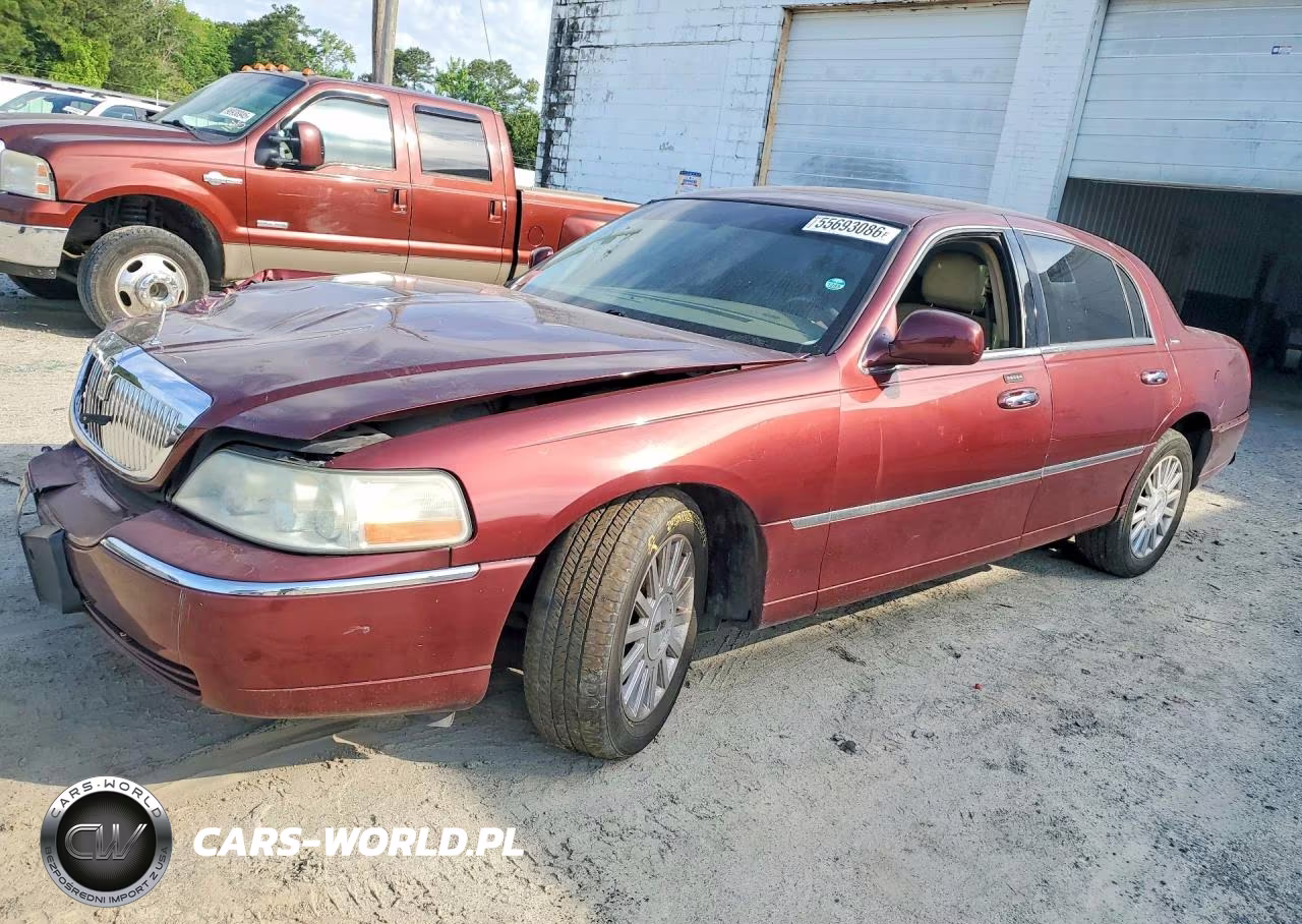 2003 Lincoln Town Car Executive VIN:1LNHM81W23Y623601 - 1