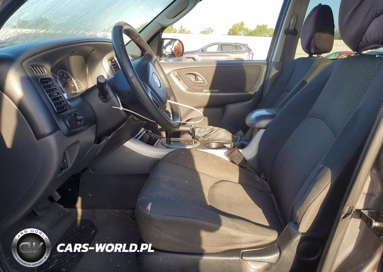 2005 Mazd Tribute VIN:4F2CZ04155KM09225 - 7