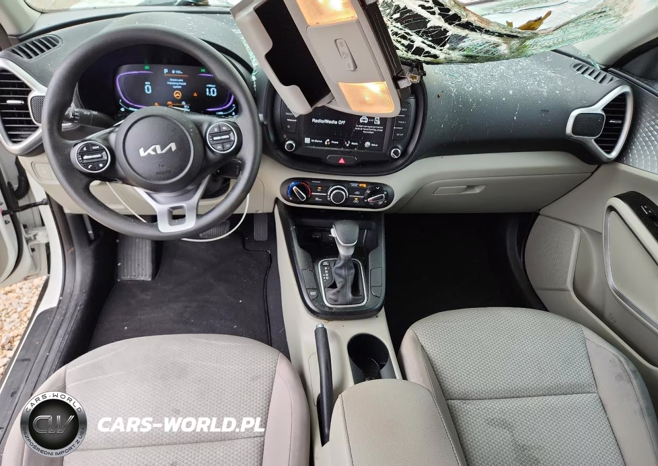 2025 Kia Soul Lx VIN:KNDJ23AU6S7950150 - 8