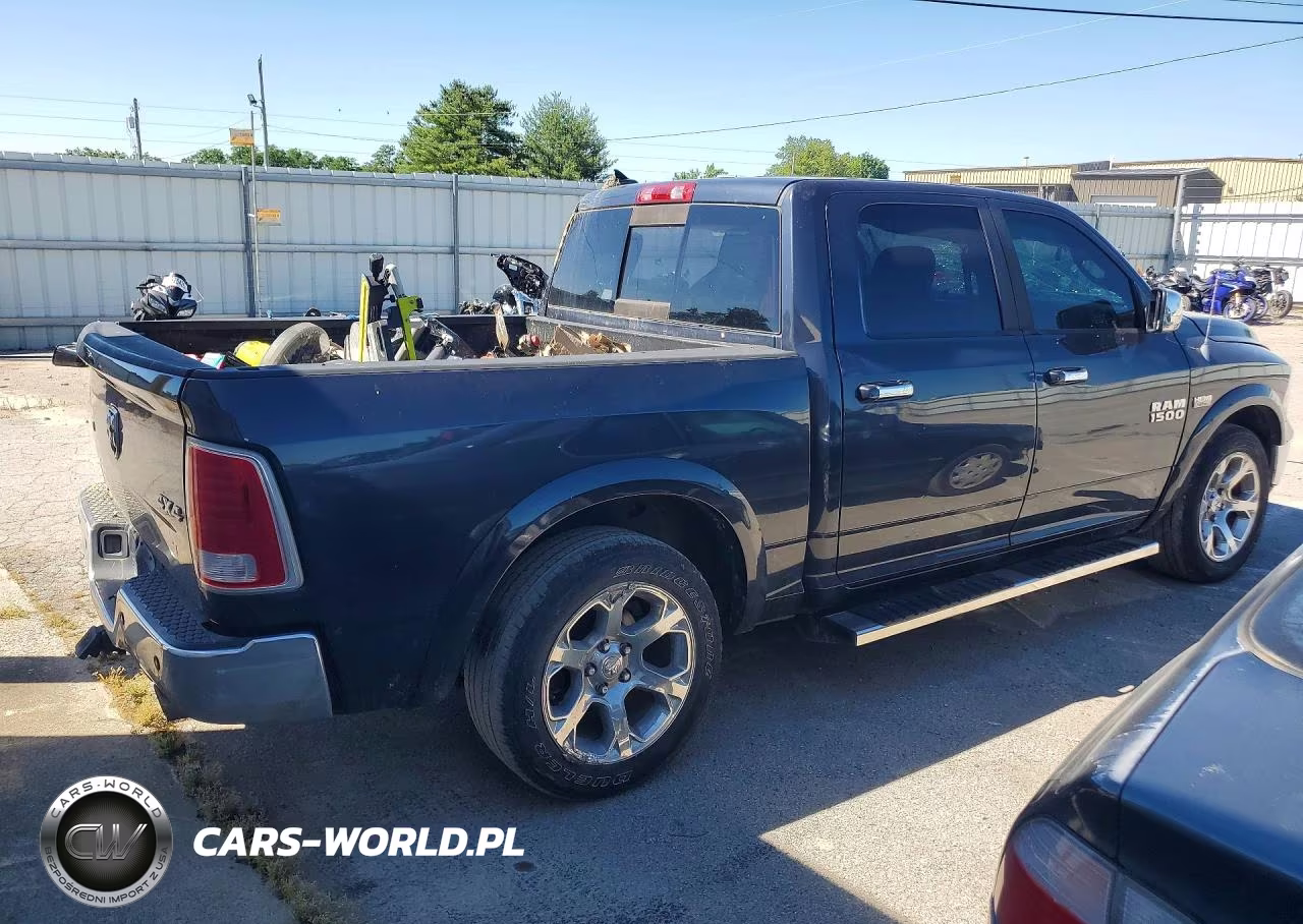 2013 Ram 1500 Laramie VIN:1C6RR7NT7DS535692 - 3