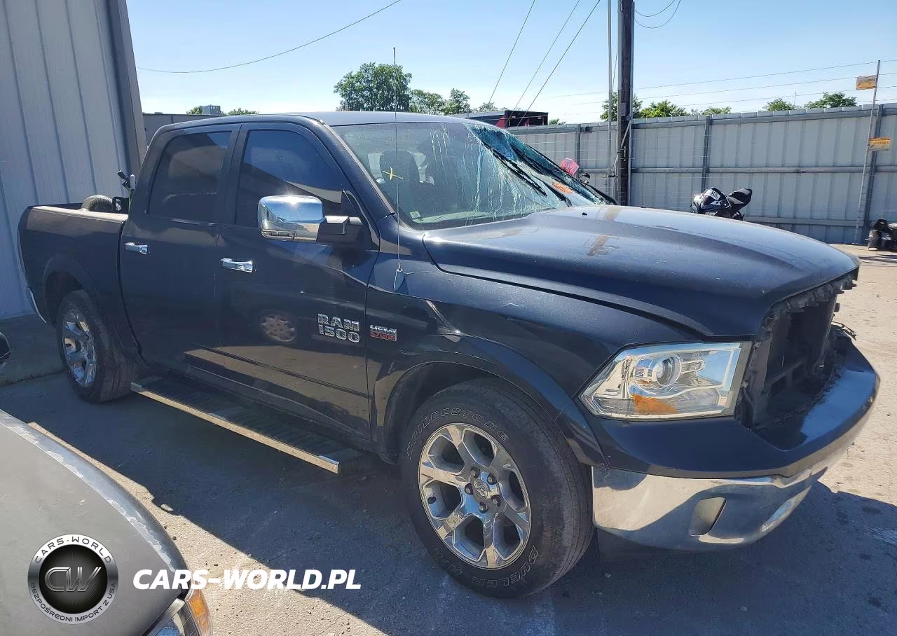 2013 Ram 1500 Laramie VIN:1C6RR7NT7DS535692 - 4