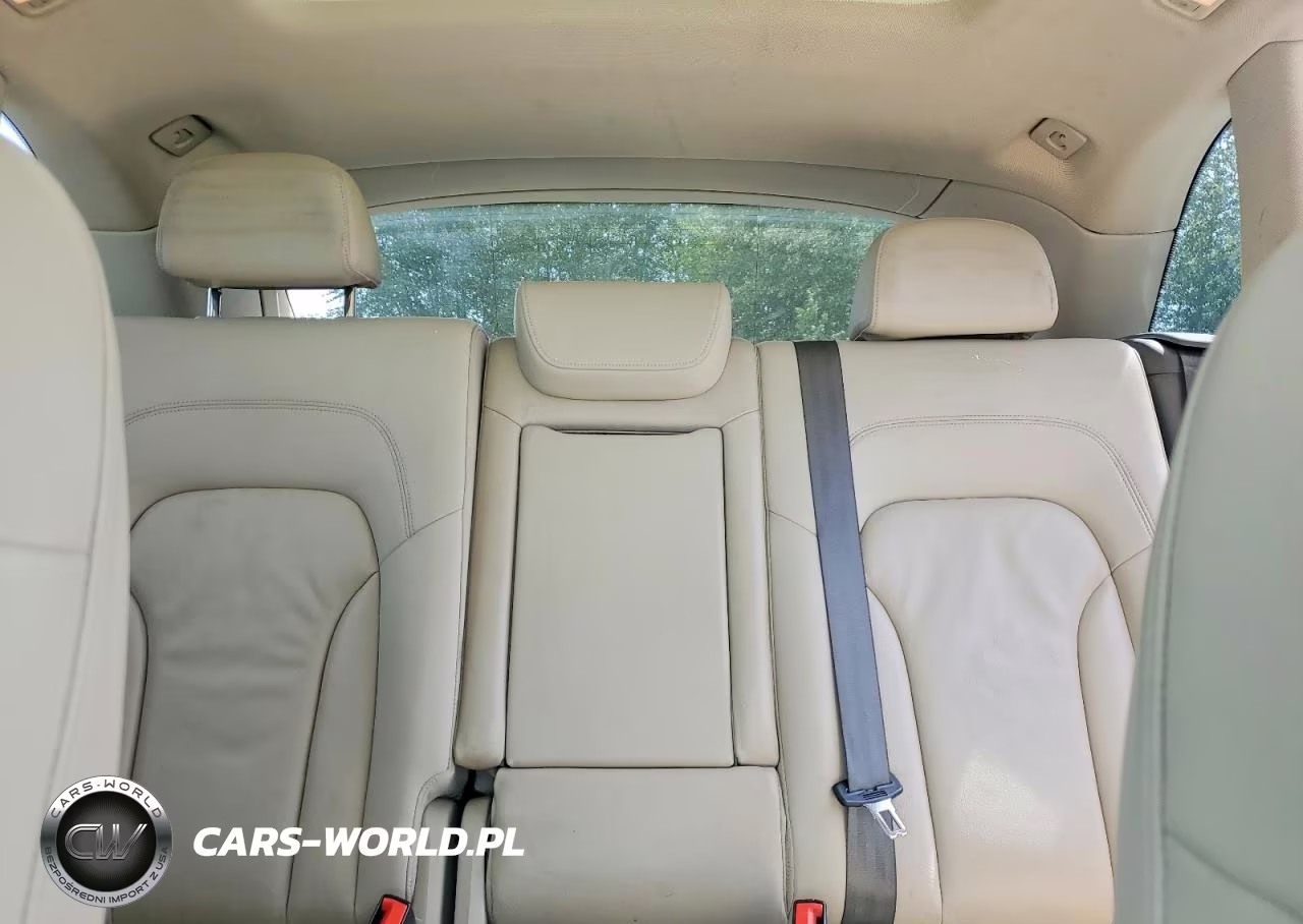 2011 Audi Q5 Premium VIN:WA1CFAFP8BA089703 - 10