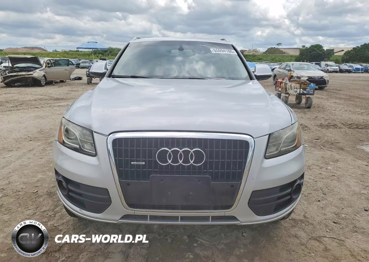 2010 Audi Q5 Premium Plus VIN:WA1LKAFP0AA098549 - 5