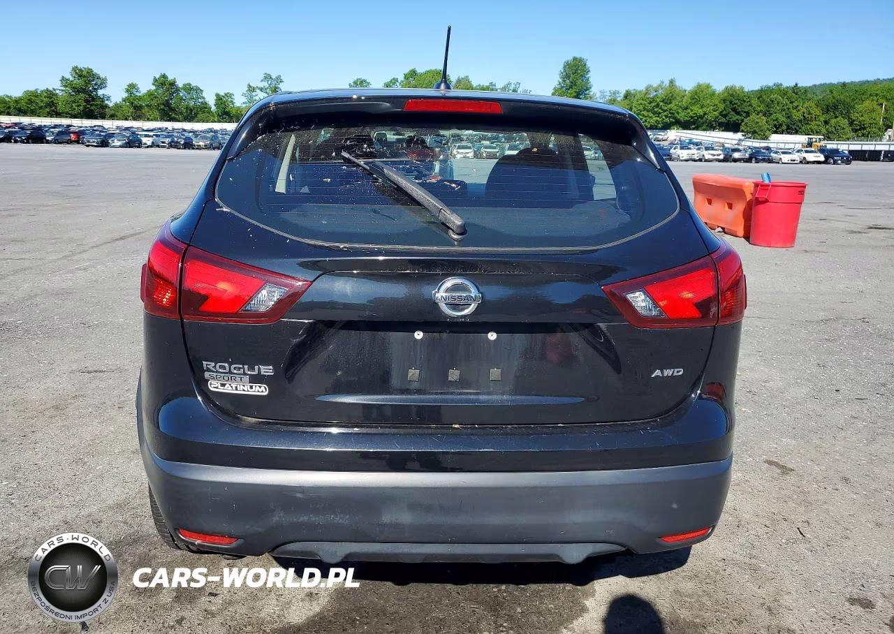 2018 Nissan Rogue Sport S VIN:JN1BJ1CR3JW256897 - 6