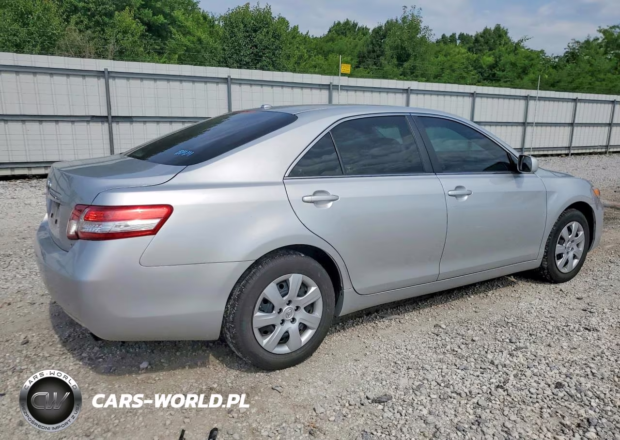 2011 Toyota Camry Le VIN:4T1BF3EK1BU213291 - 3