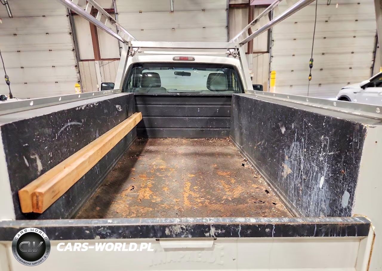 2011 Ford F250 Super Duty VIN:1FDBF2B64BEC97585 - 10