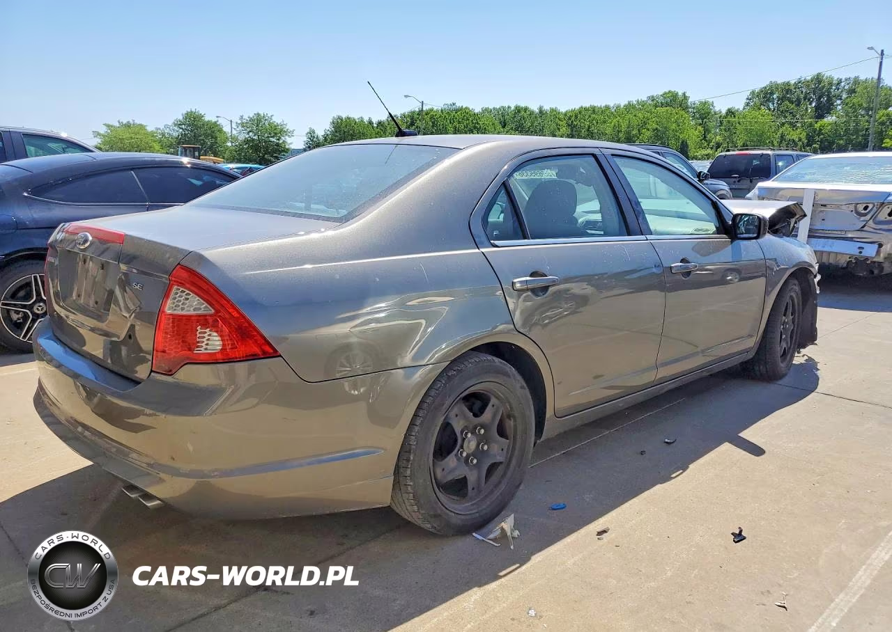 2011 Ford Fusion VIN:3FAHP0HA5BR232355 - 3