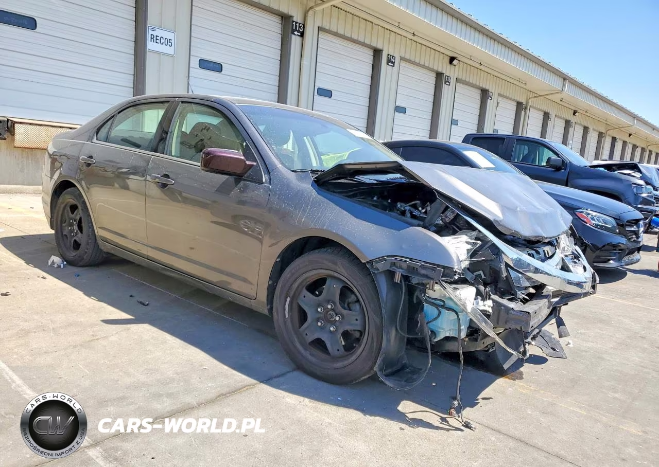 2011 Ford Fusion VIN:3FAHP0HA5BR232355 - 4