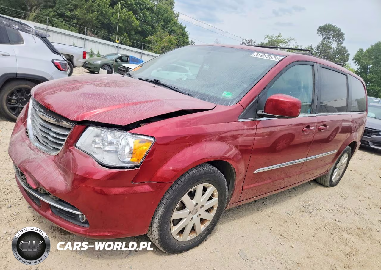 2014 Chrysler Town & Country Touring – zdjęcie 1 z 13