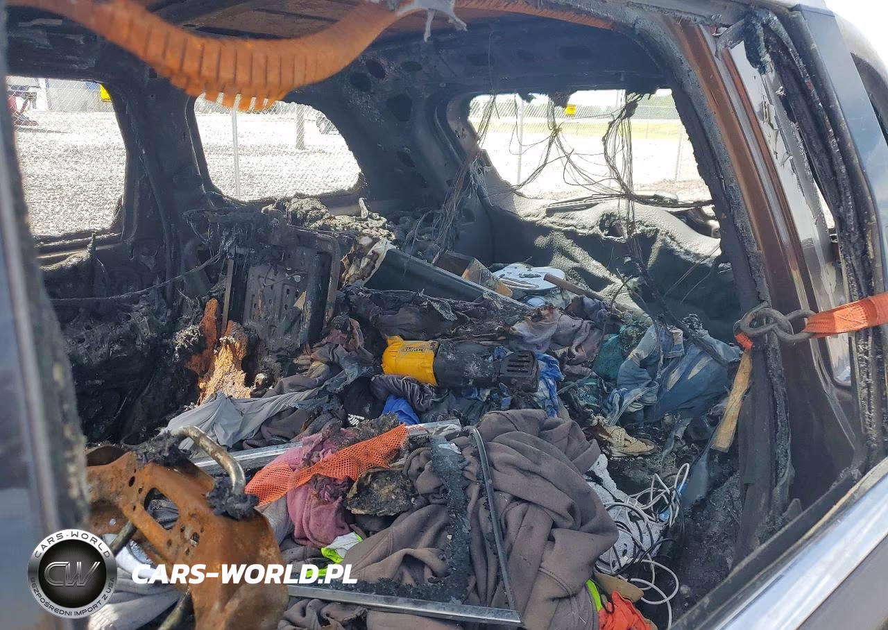 2019 Jeep Grand Cherokee Limited VIN:1C4RJFBG4KC552376 - 10
