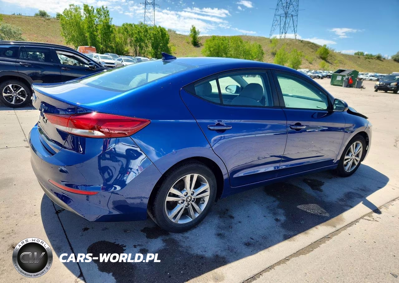 2018 Hyundai Elantra Value Edition VIN:5NPD84LF2JH222092 - 3