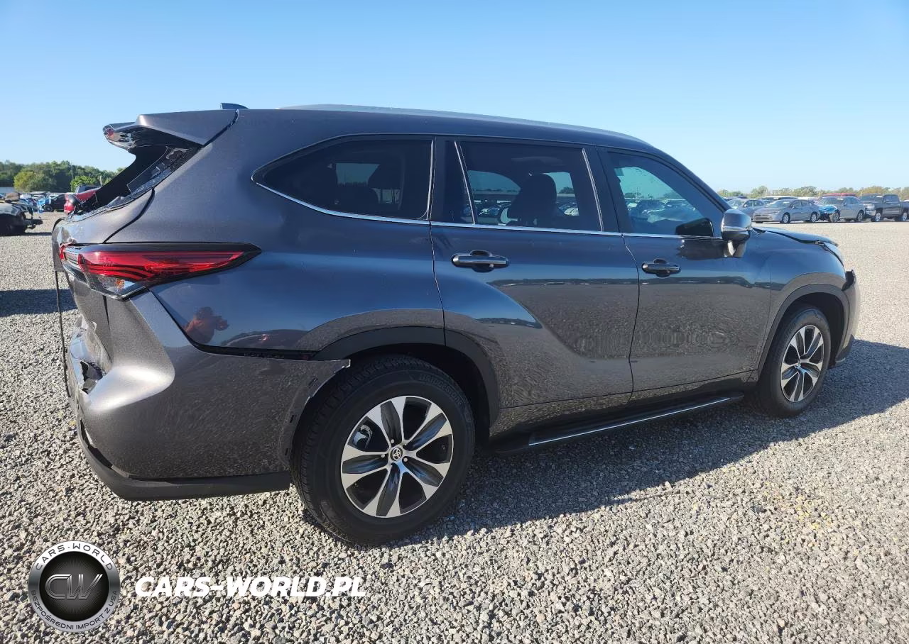 2023 Toyota Highlander Xle VIN:5TDKDRAH3PS029151 - 3