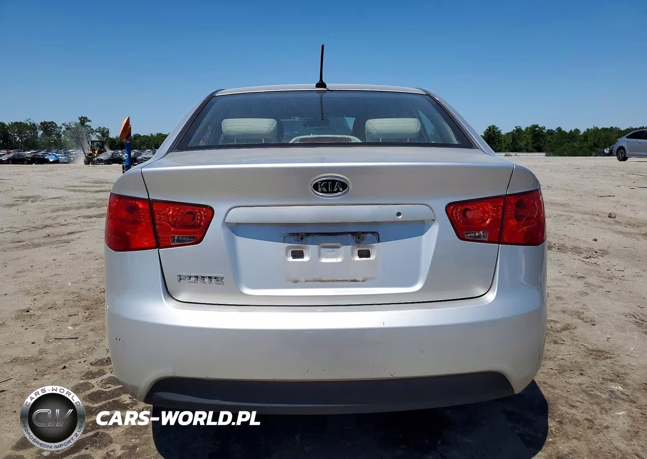 2011 Kia Forte Lx VIN:KNAFT4A23B5402591 - 6