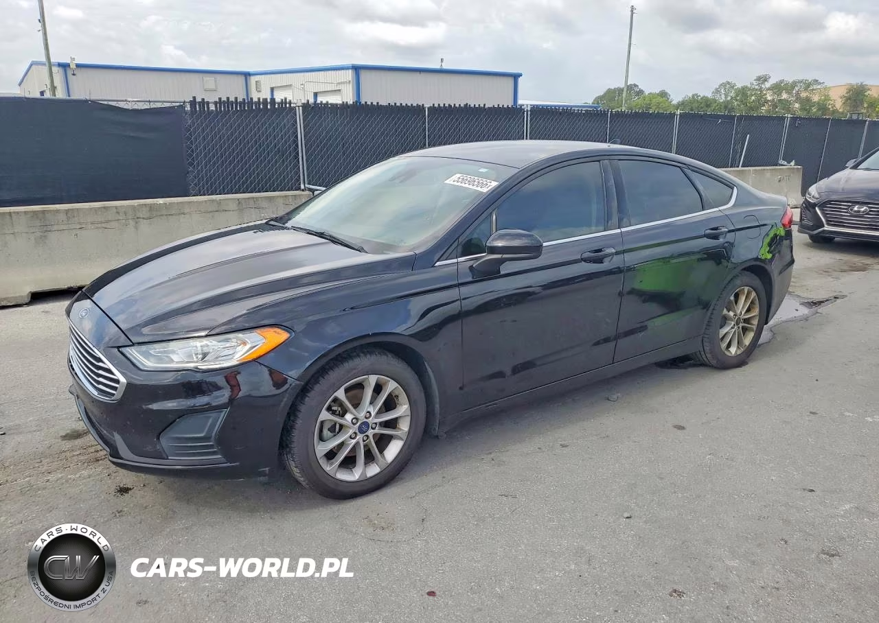 2019 Ford Fusion Se – zdjęcie 1 z 12