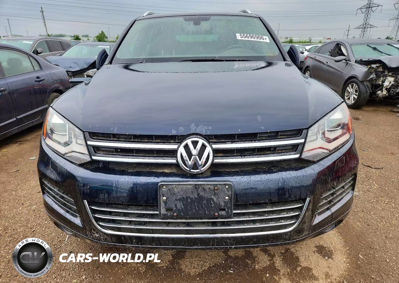 2014 Volkswagen Touareg V6 Tdi VIN:WVGEP9BP4ED011787 - 5