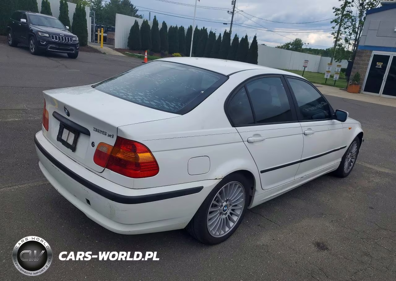 2003 BMW 325 Xi VIN:WBAEU33443PM59096 - 3