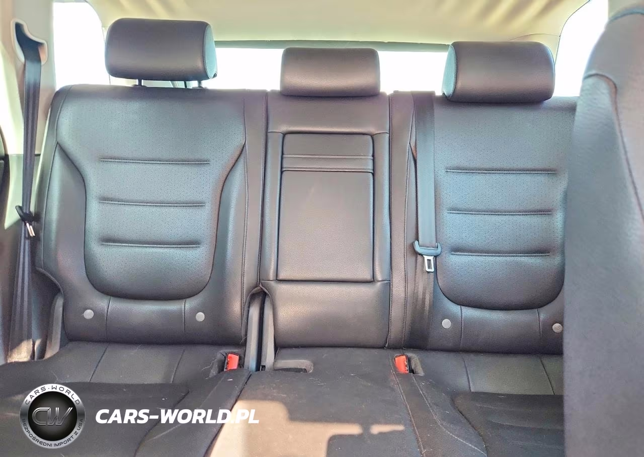 2012 Volkswagen Touareg V6 VIN:WVGEF9BP0CD008157 - 10
