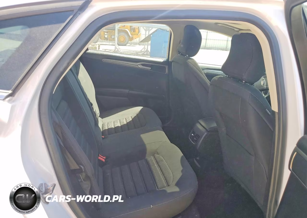 2019 Ford Fusion Se VIN:3FA6P0HD9KR199300 - 10