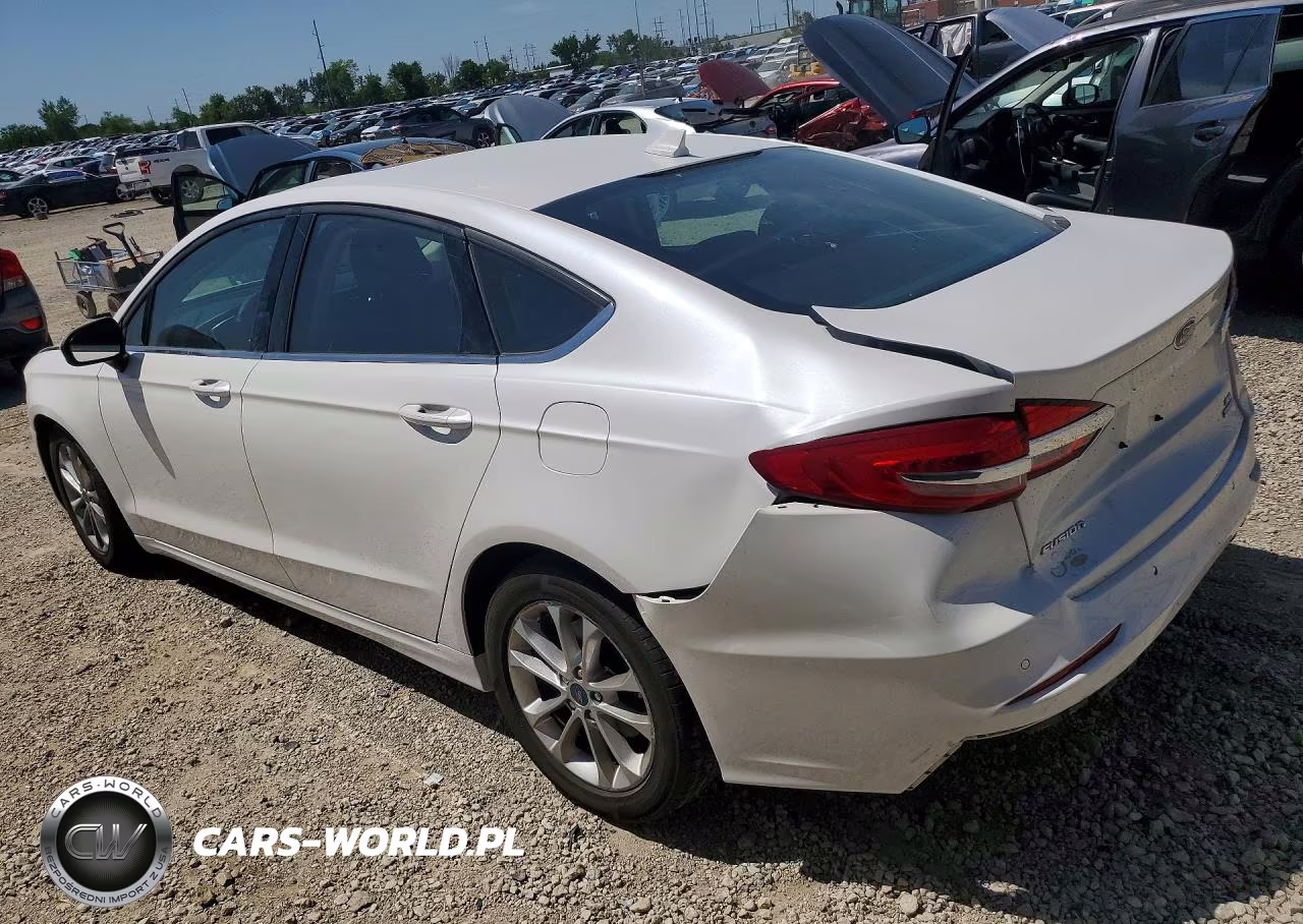 2019 Ford Fusion Se VIN:3FA6P0HD9KR199300 - 2