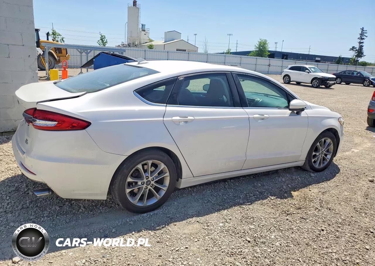2019 Ford Fusion Se VIN:3FA6P0HD9KR199300 - 3