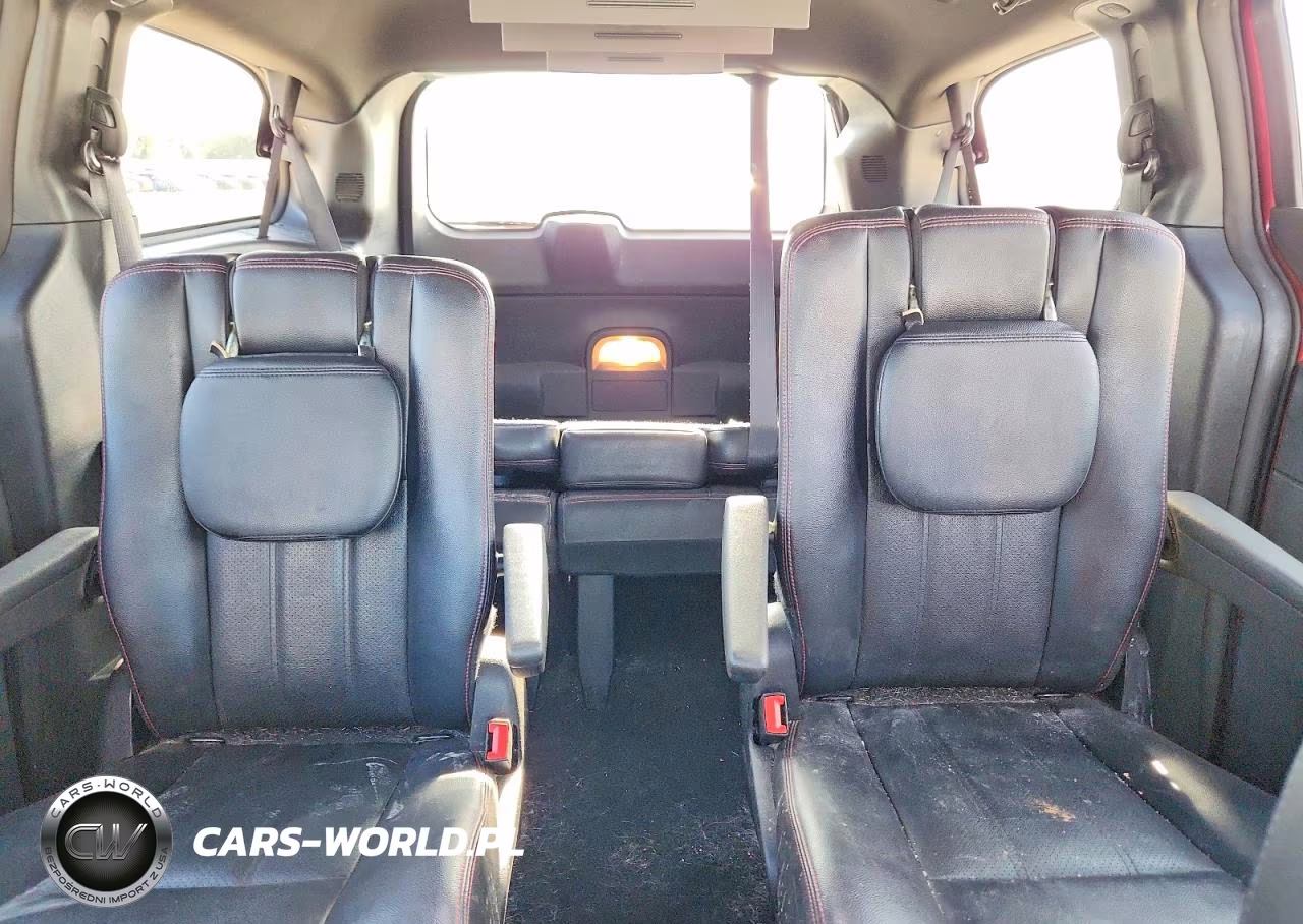 2018 Dodge Grand Caravan Gt VIN:2C4RDGEG8JR195461 - 10