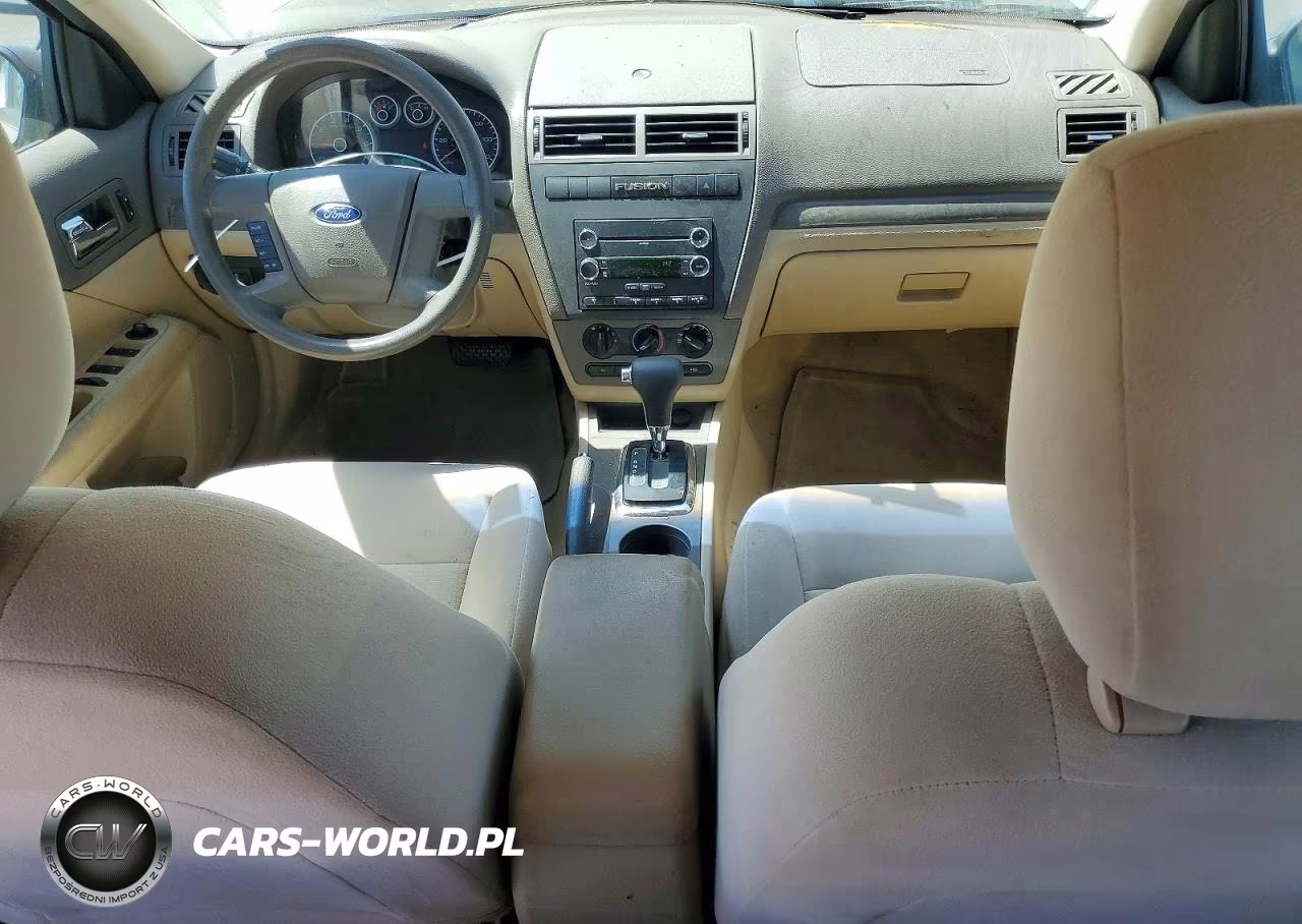 2009 Ford Fusion S 4D Sedan 4 VIN:3FAHP06Z09R219614 - 8
