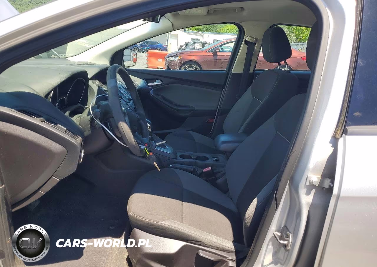 2012 Ford Focus Se VIN:1FAHP3K24CL124957 - 7