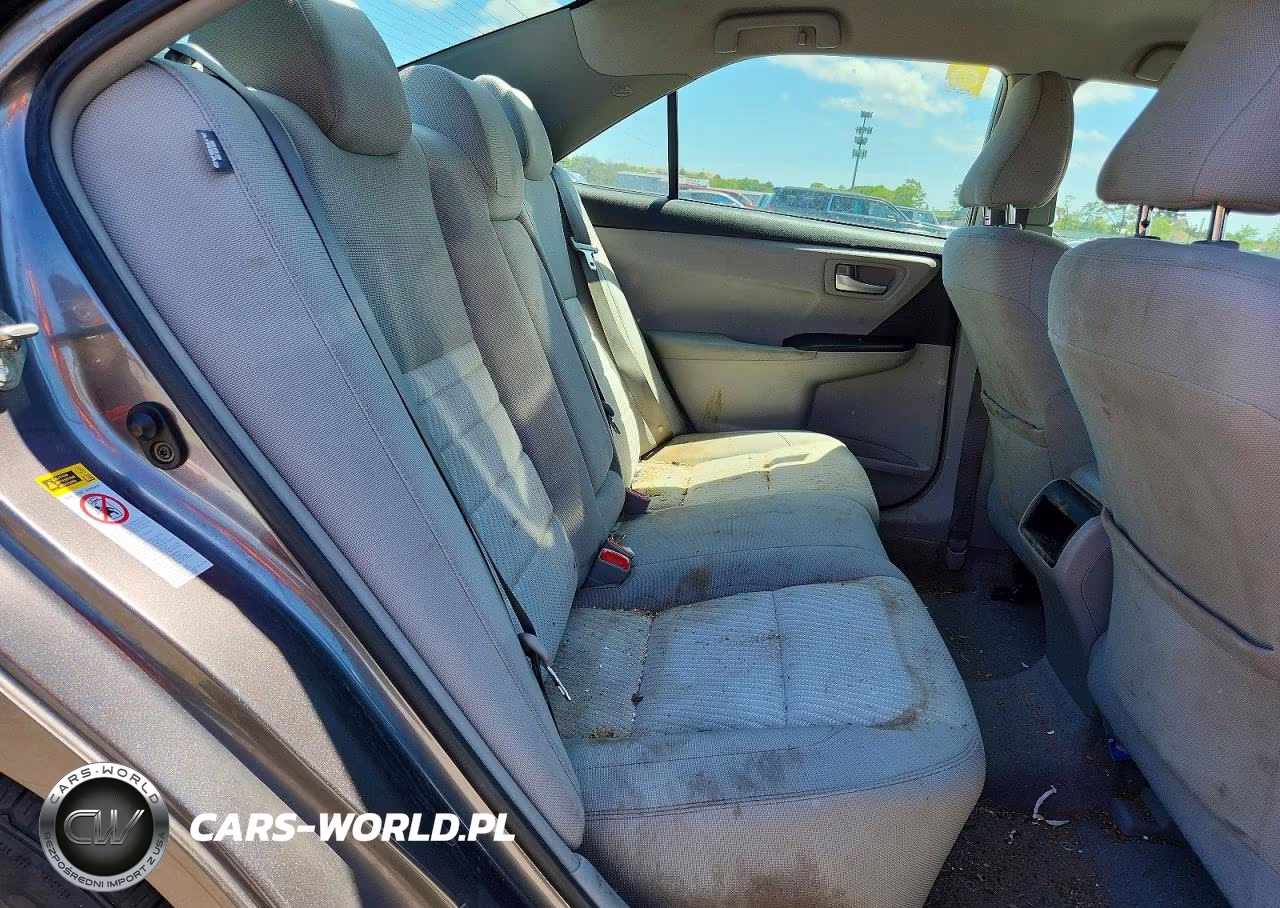 2017 Toyota Camry Le VIN:4T1BF1FK2HU698150 - 10