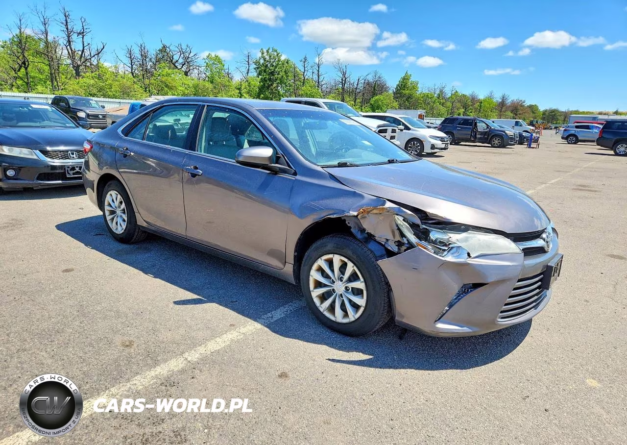 2017 Toyota Camry Le VIN:4T1BF1FK2HU698150 - 4