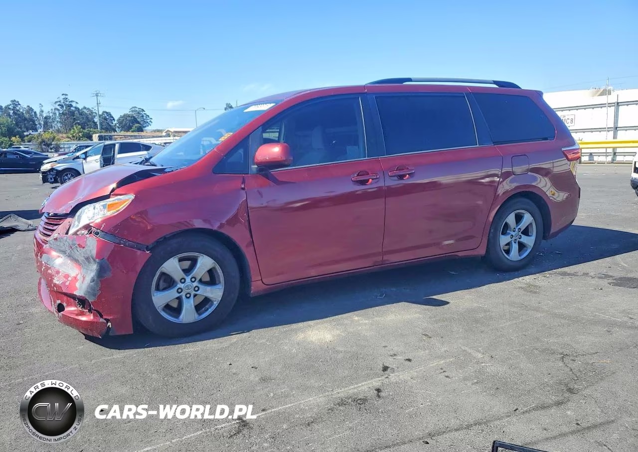 2015 Toyota Sienna Le