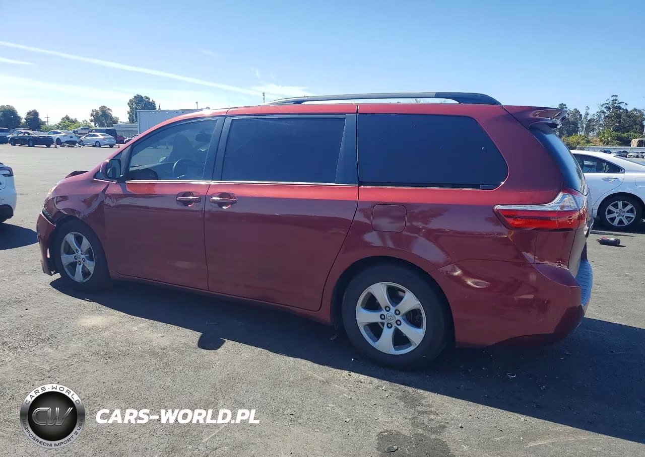 2015 Toyota Sienna Le VIN:5TDKK3DC8FS535110 - 2