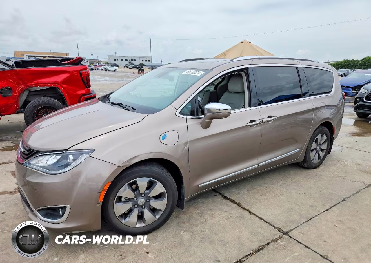 2018 Chrysler Pacifica Hybrid Limited – zdjęcie 1 z 13