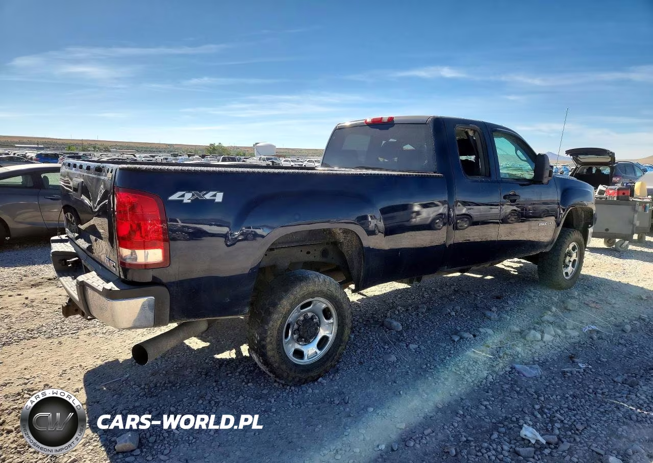 2012 GMC Sierra K2500 Heavy Duty VIN:1GT22ZC85CZ282290 - 3