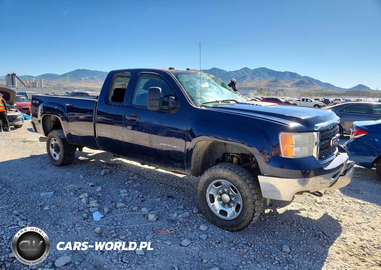 2012 GMC Sierra K2500 Heavy Duty VIN:1GT22ZC85CZ282290 - 4