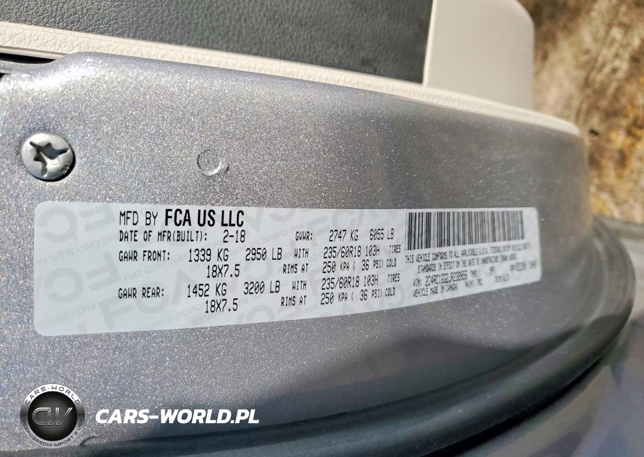 2018 Chrysler Pacifica Limited VIN:2C4RC1GG2JR232856 - 13
