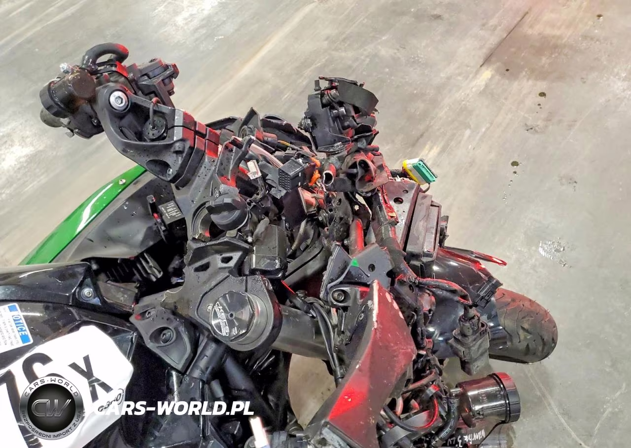 2025 Kawasaki Zx1002 R VIN:JKBZXVR12SA006123 - 7