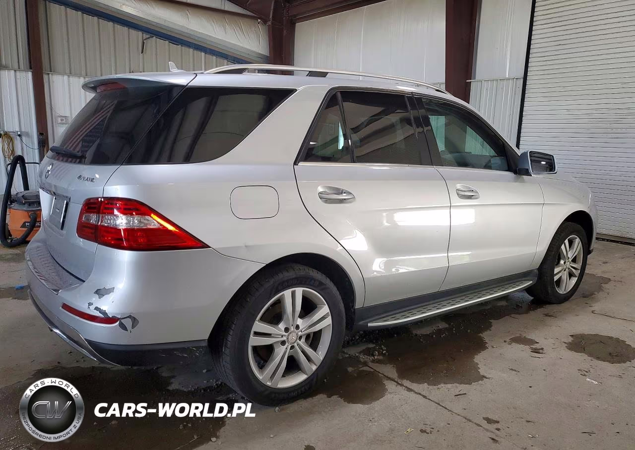 2015 Mercedes-Benz Ml 350 4Matic VIN:4JGDA5HB5FA532795 - 3