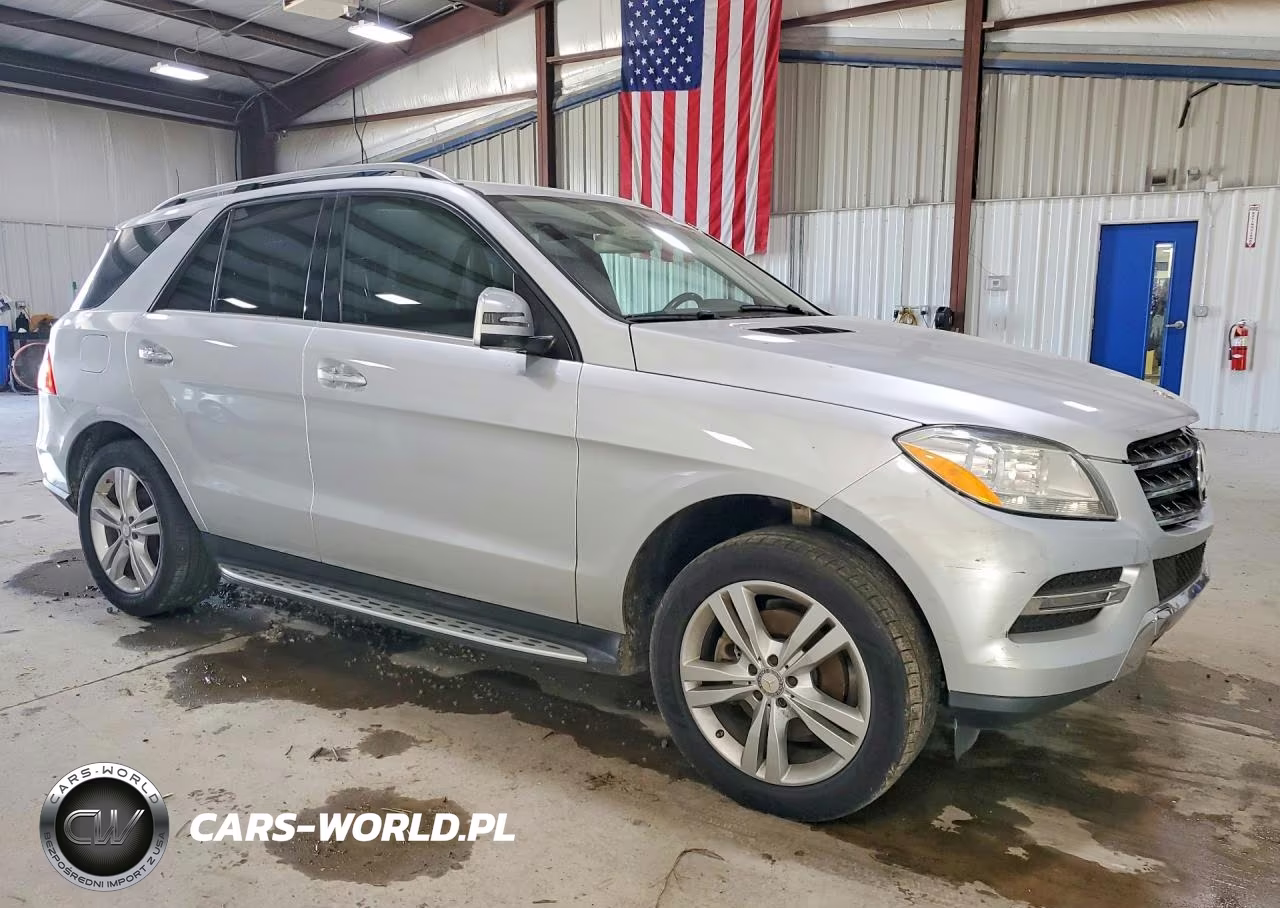 2015 Mercedes-Benz Ml 350 4Matic VIN:4JGDA5HB5FA532795 - 4