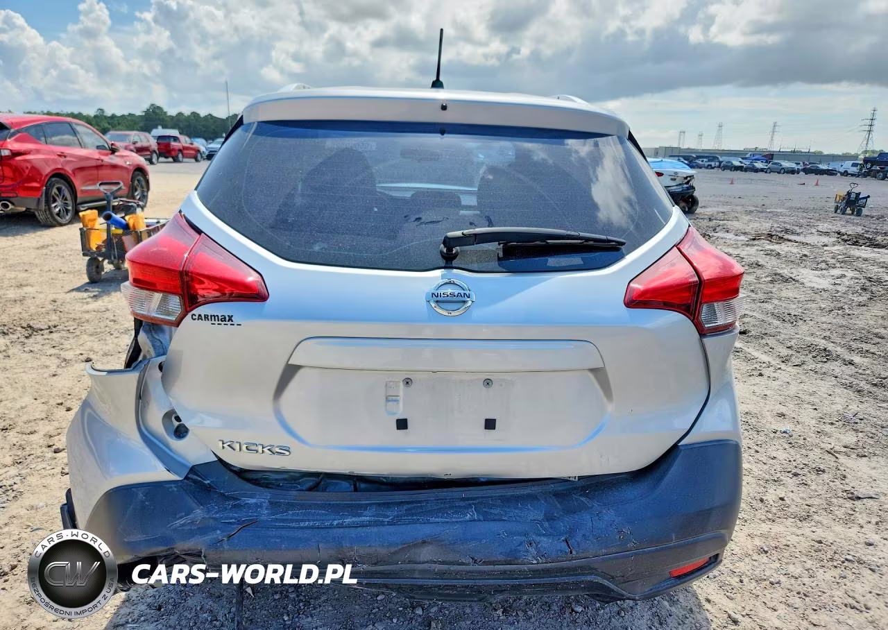 2019 Nissan Kicks S VIN:3N1CP5CU8KL518953 - 6