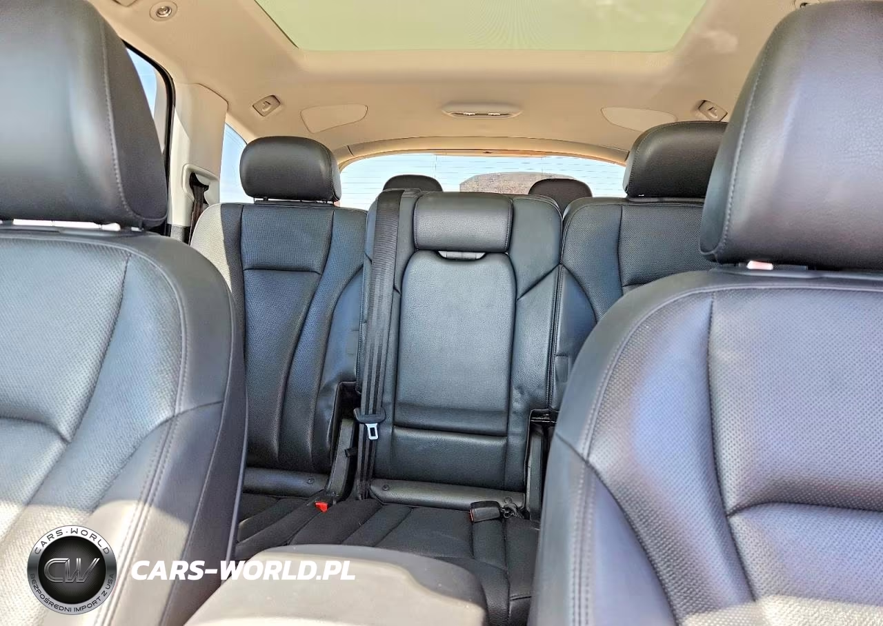 2018 Audi Q7 Prestige VIN:WA1VAAF7XJD029510 - 10