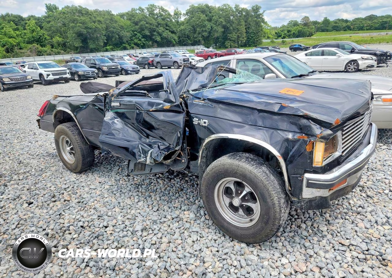 1984 Chevrolet S Truck S10 VIN:1GCCT14B3E2129559 - 4