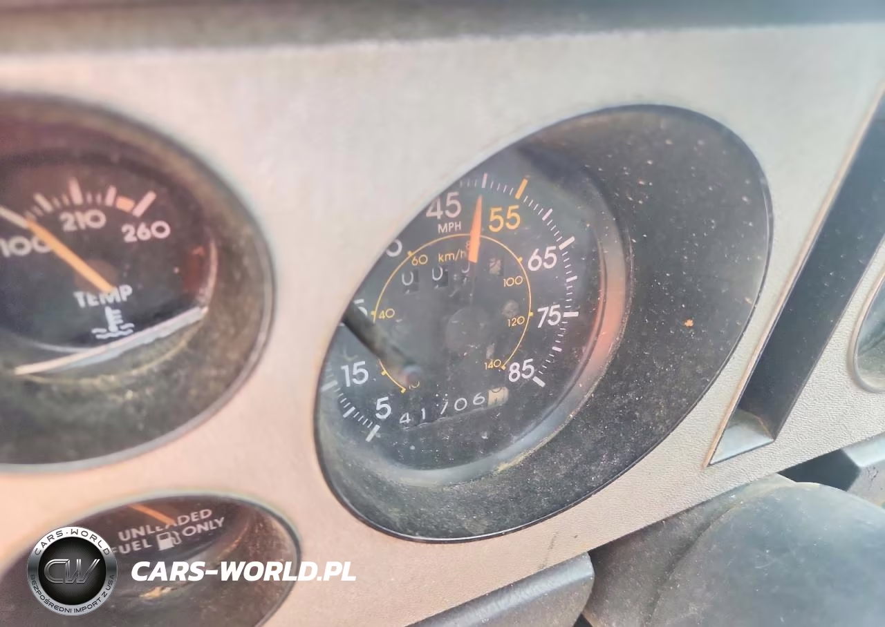 1984 Chevrolet S Truck S10 VIN:1GCCT14B3E2129559 - 9